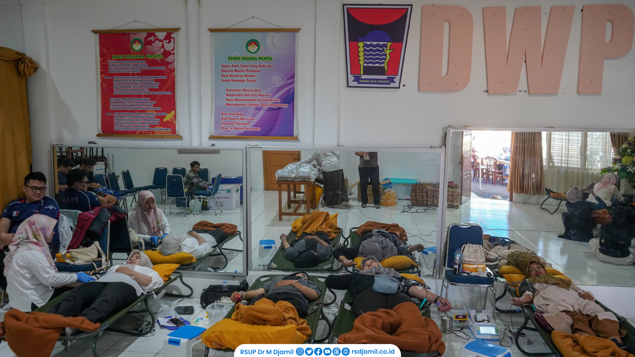 RS M. Djamil Gelar Donor Darah di Car Free Day dan Ajak Warga Peduli Sesama