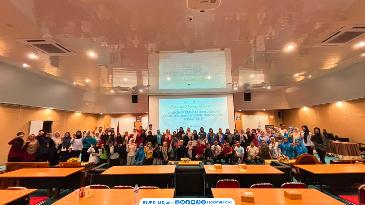 RS M. Djamil Matangkan Persiapan Akreditasi Lewat Workshop Standar Pelayanan