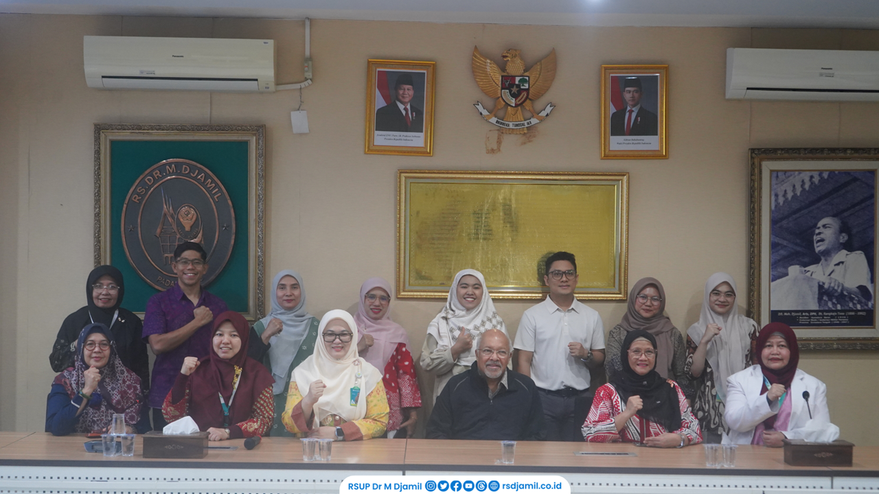 RS M. Djamil Terima Kunjungan Prof. Eric Simoes dalam Site Visit RSV