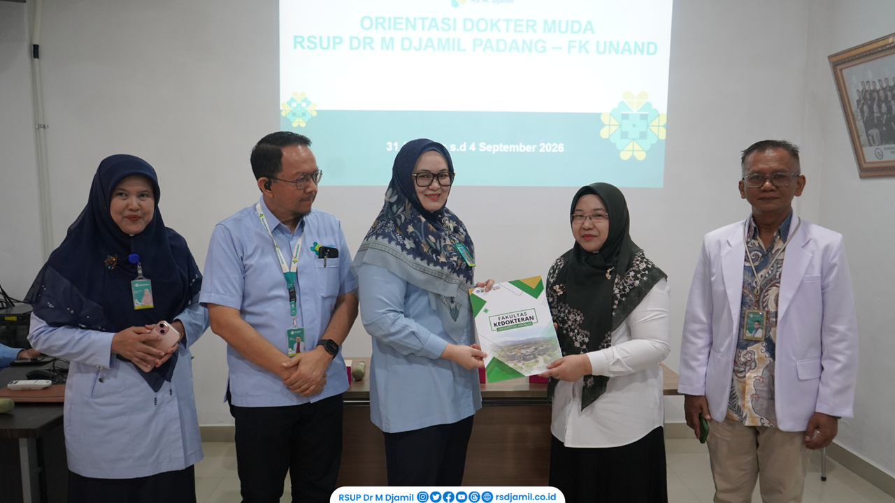 RS M. Djamil Bekali 18 Dokter Muda dengan Etika dan Profesionalisme