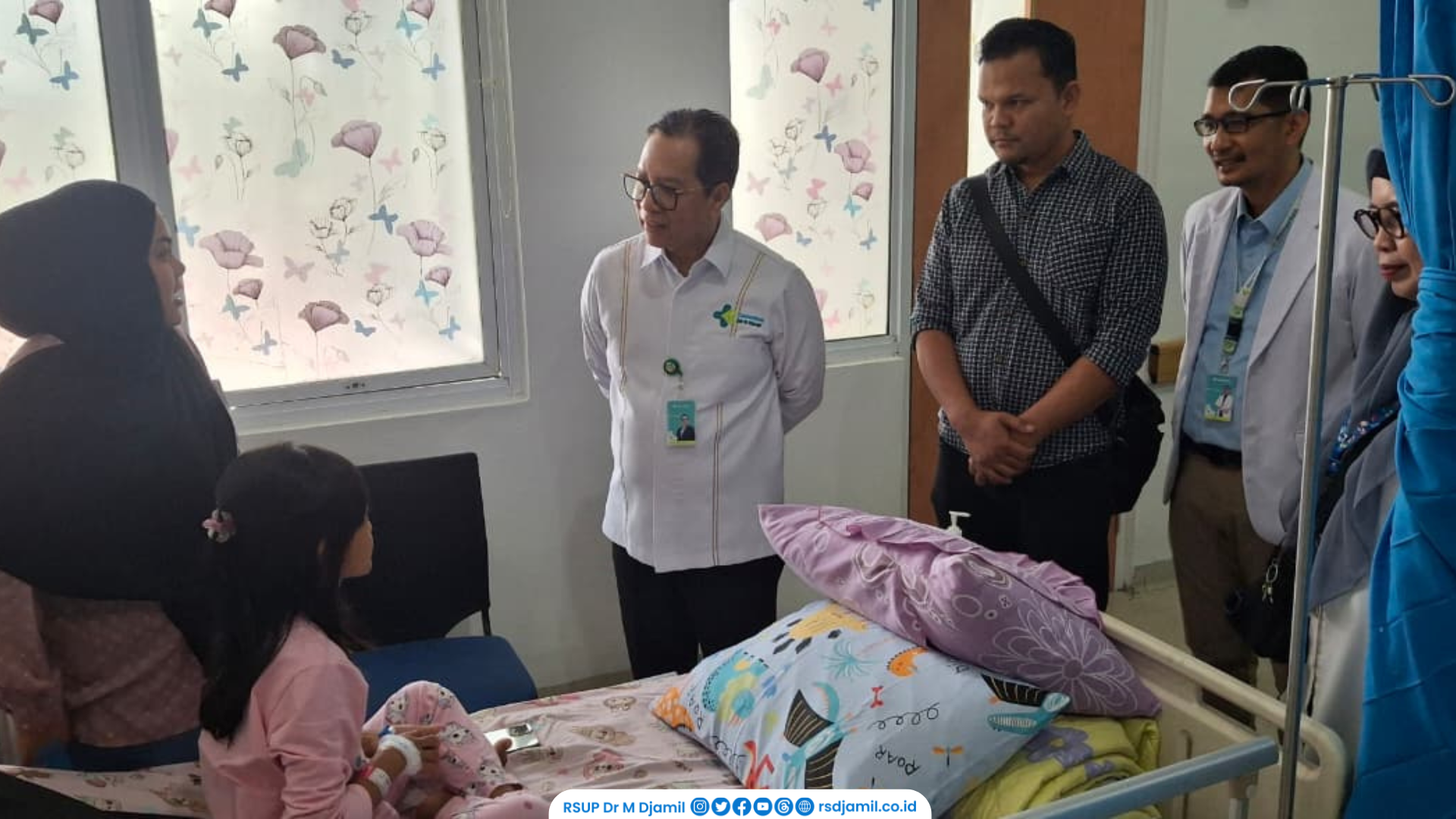 Direksi RS M. Djamil Kuatkan Semangat Anak Jelang Misi Kemanusiaan Bedah Jantung